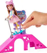 Mattel - Barbie Skateboarding Chelsea